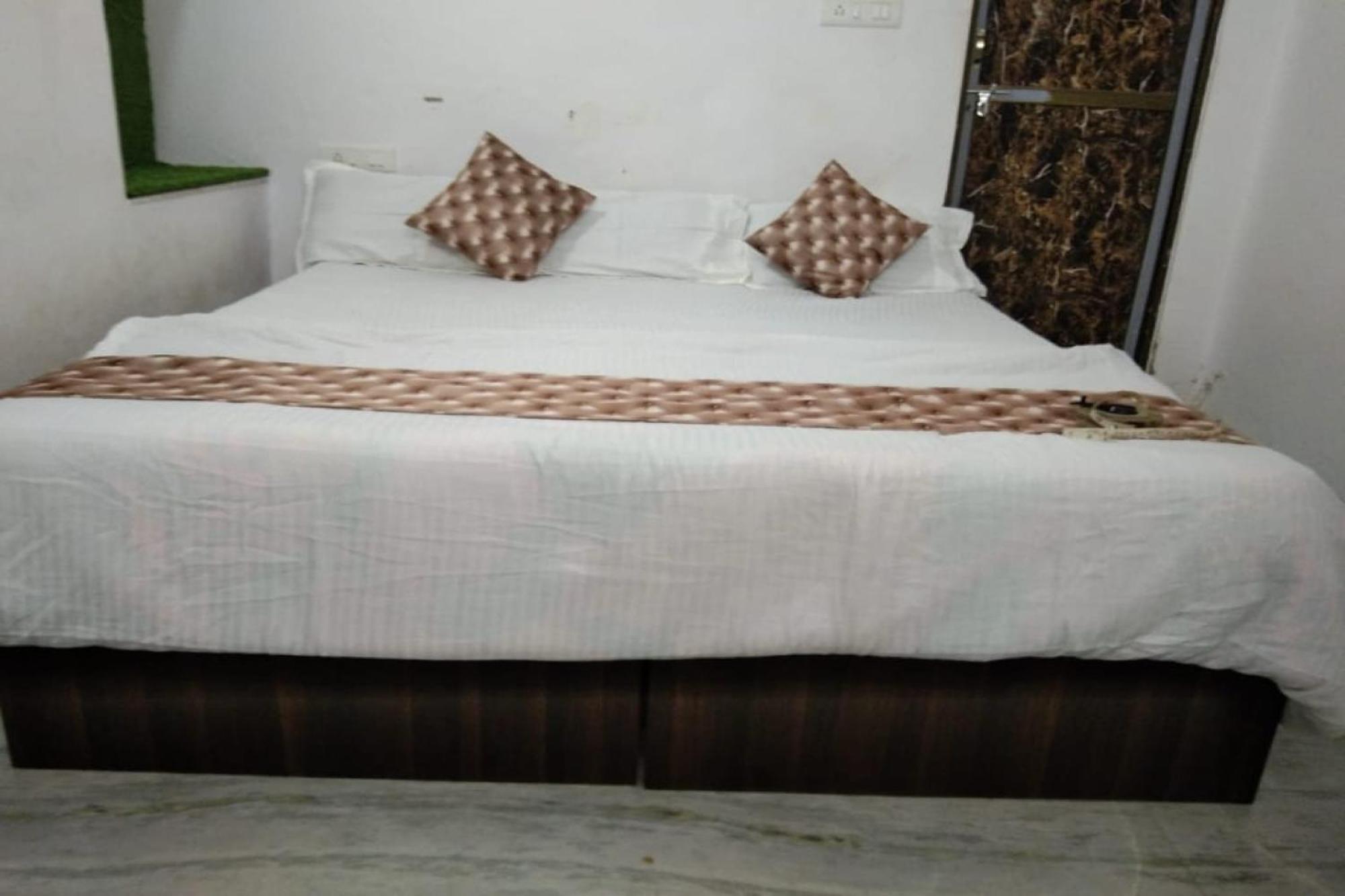 Hotel O The Takhatgarh Resort Nathdwara Exterior photo